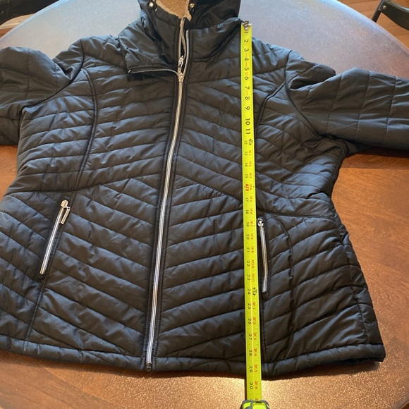 Details INTL Women’s Faux Fur Hooded black Quilted Jacket Coat  XXL - Picture 5 of 11